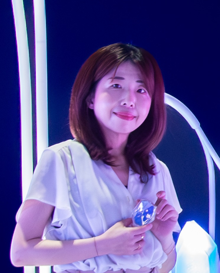 瀧本 亜紀子 氏